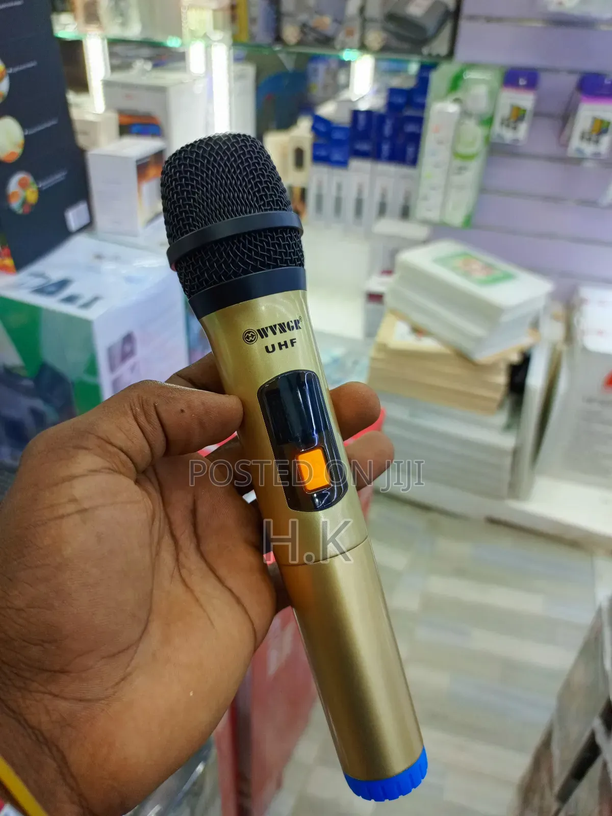 WVNGR Professional Wireless Microphones (Uhf).
