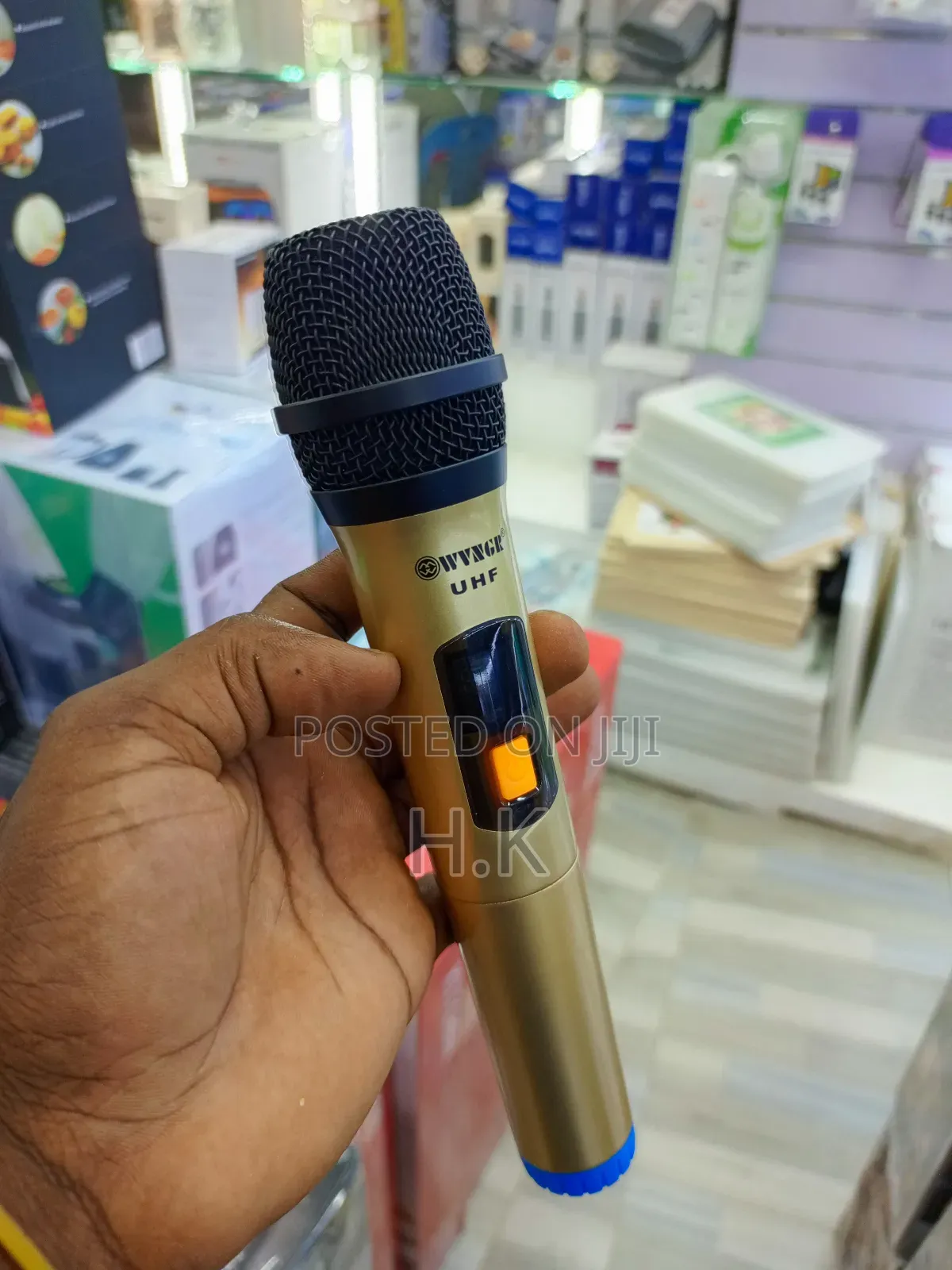 WVNGR Professional Wireless Microphones (Uhf).