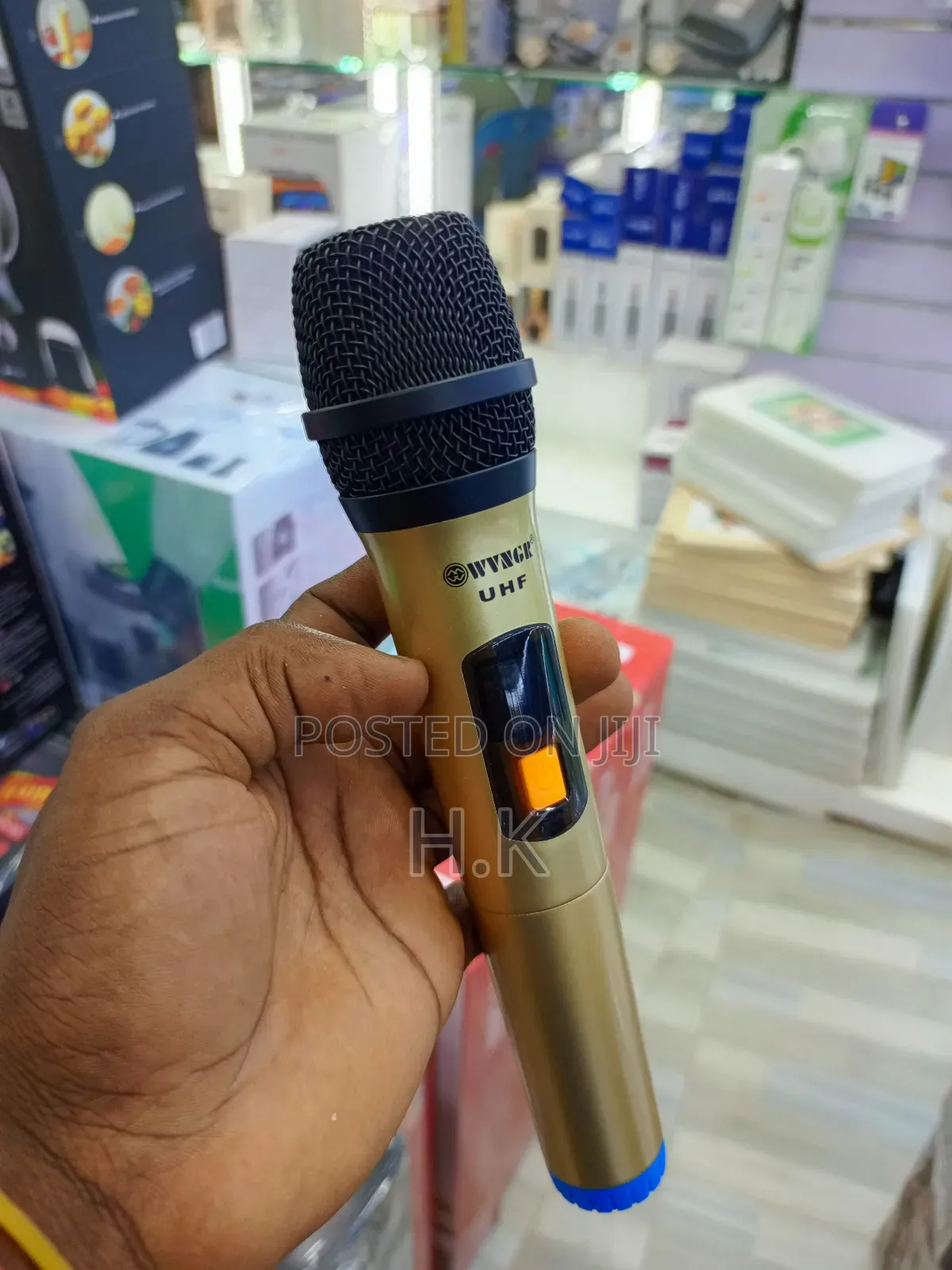 WVNGR Professional Wireless Microphones (Uhf).