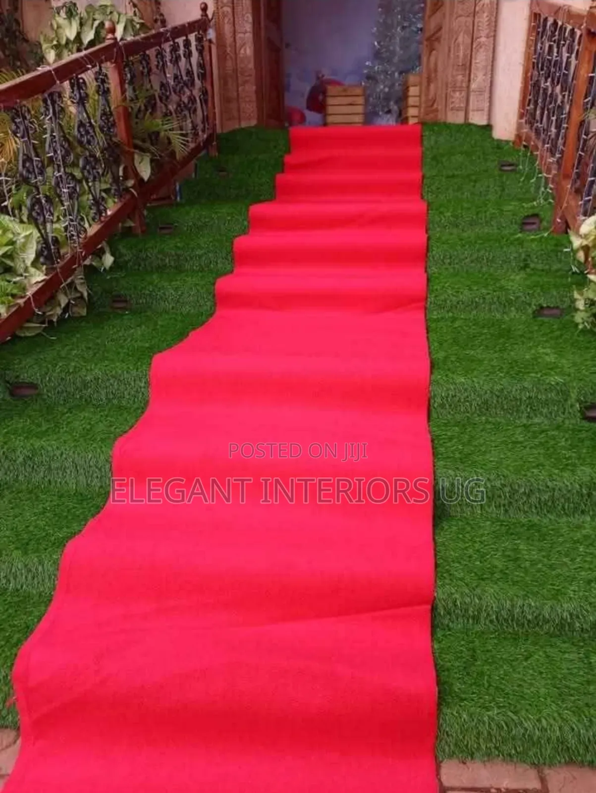 Elegant Red Carpets Available in Pure Red at Favorable Price