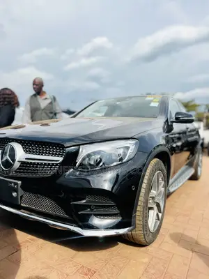 Mercedes-Benz GLC-Class 2017 Black