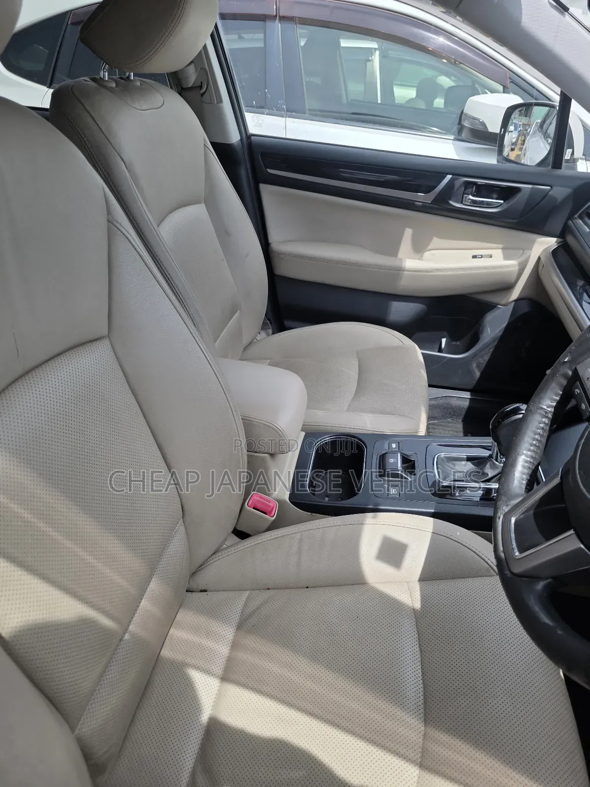 Subaru Outback 2.5i Premium AWD 2017 White