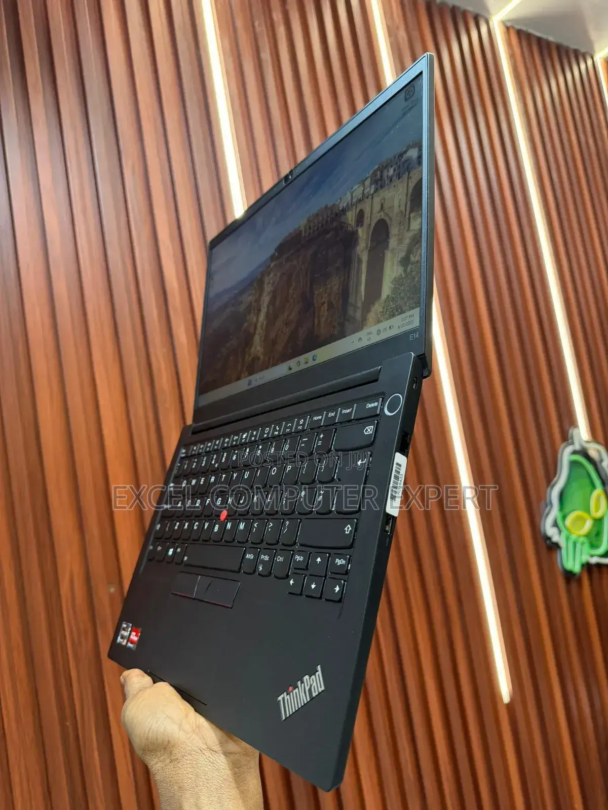 New Laptop Lenovo ThinkPad E14 Gen 4 8GB AMD Ryzen 5 SSD 512GB