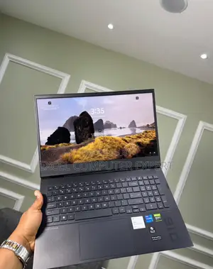 New Laptop HP Omen 15t 32GB Intel Core I7 SSD 512GB