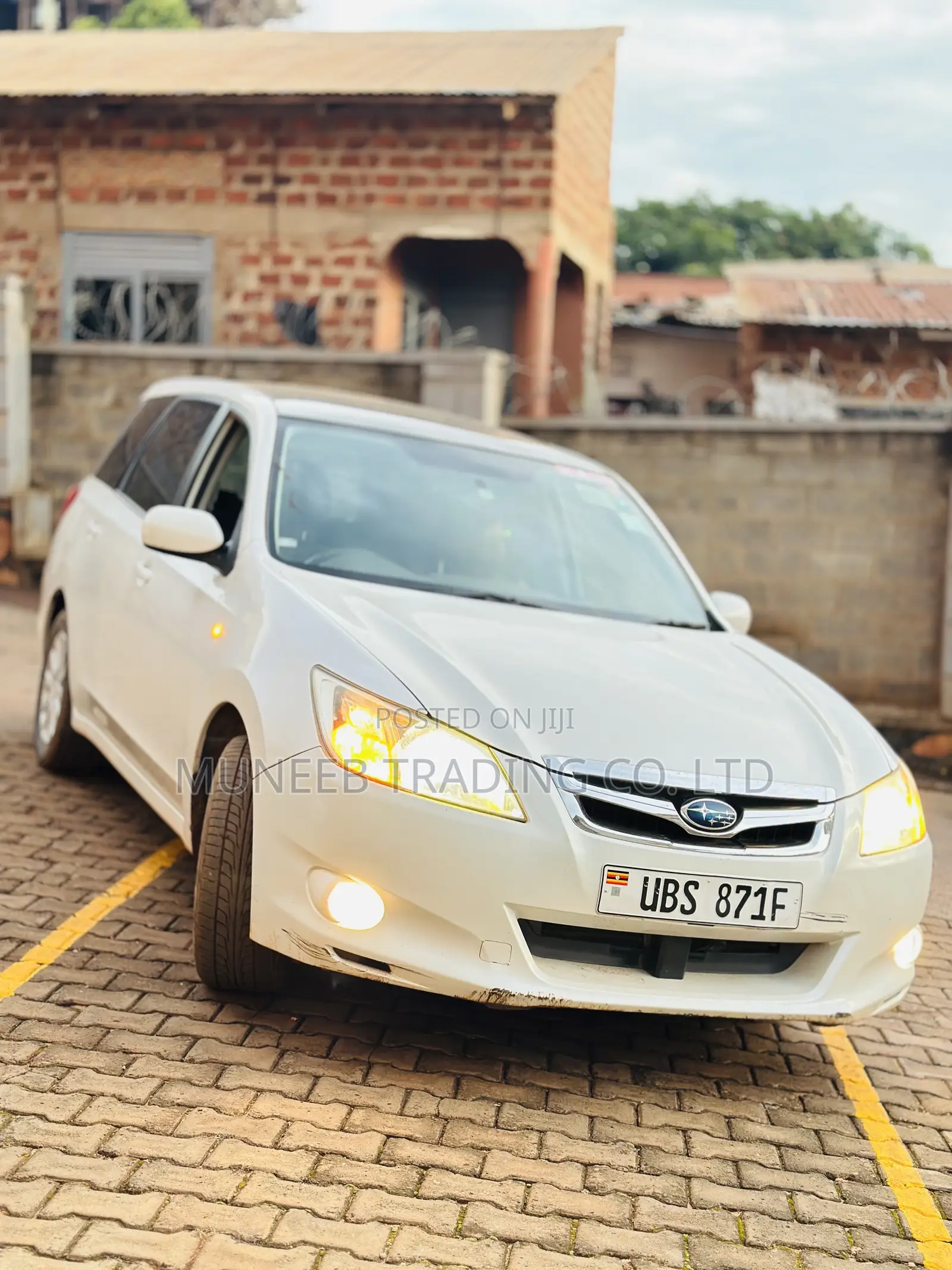 Subaru Exiga 2010 White