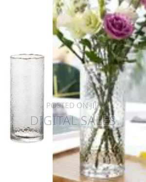 Table Cylindrical Vase, Transparent Luxury Vase With Phnom Rim