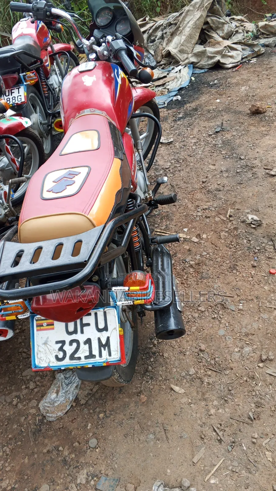 Bajaj Boxer 125 2023 Red