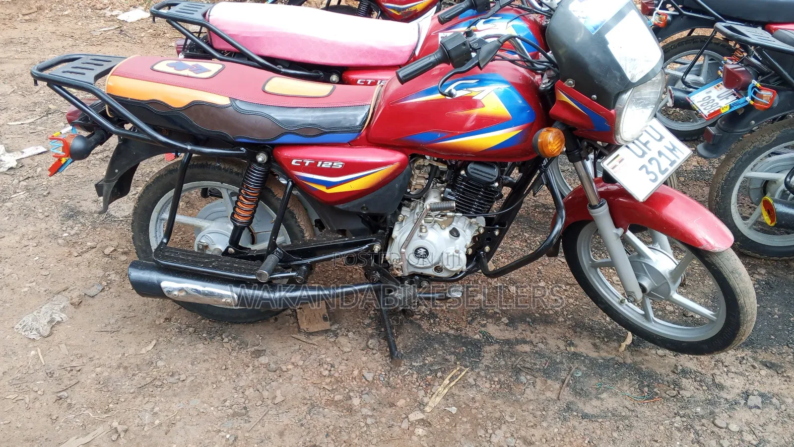 Bajaj Boxer 125 2023 Red