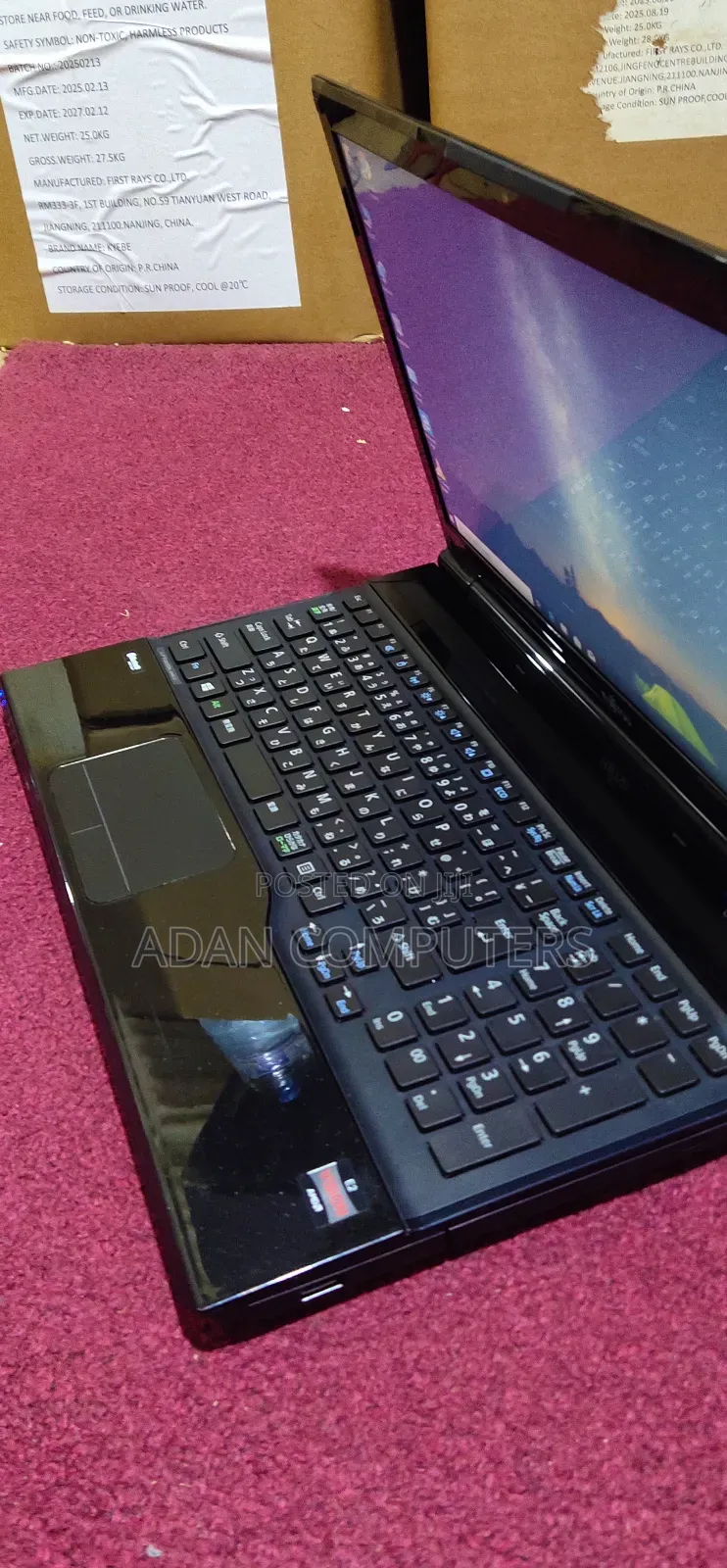 Laptop Fujitsu Lifebook AH502 8GB AMD HDD 750GB