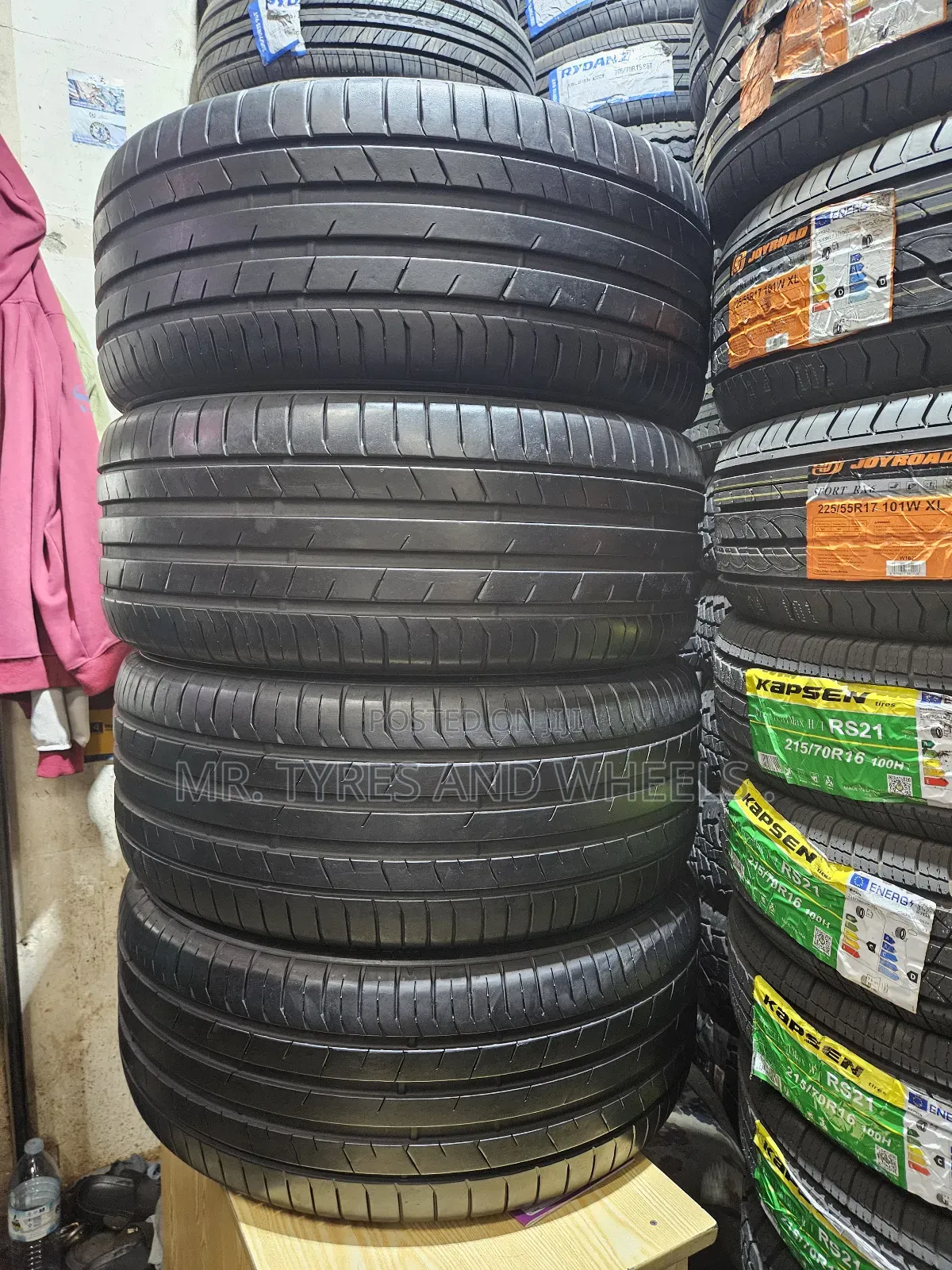 Its 265 45 R20 Direct 4rm Japan Toyo Tires When It Comes to Gd Tires.