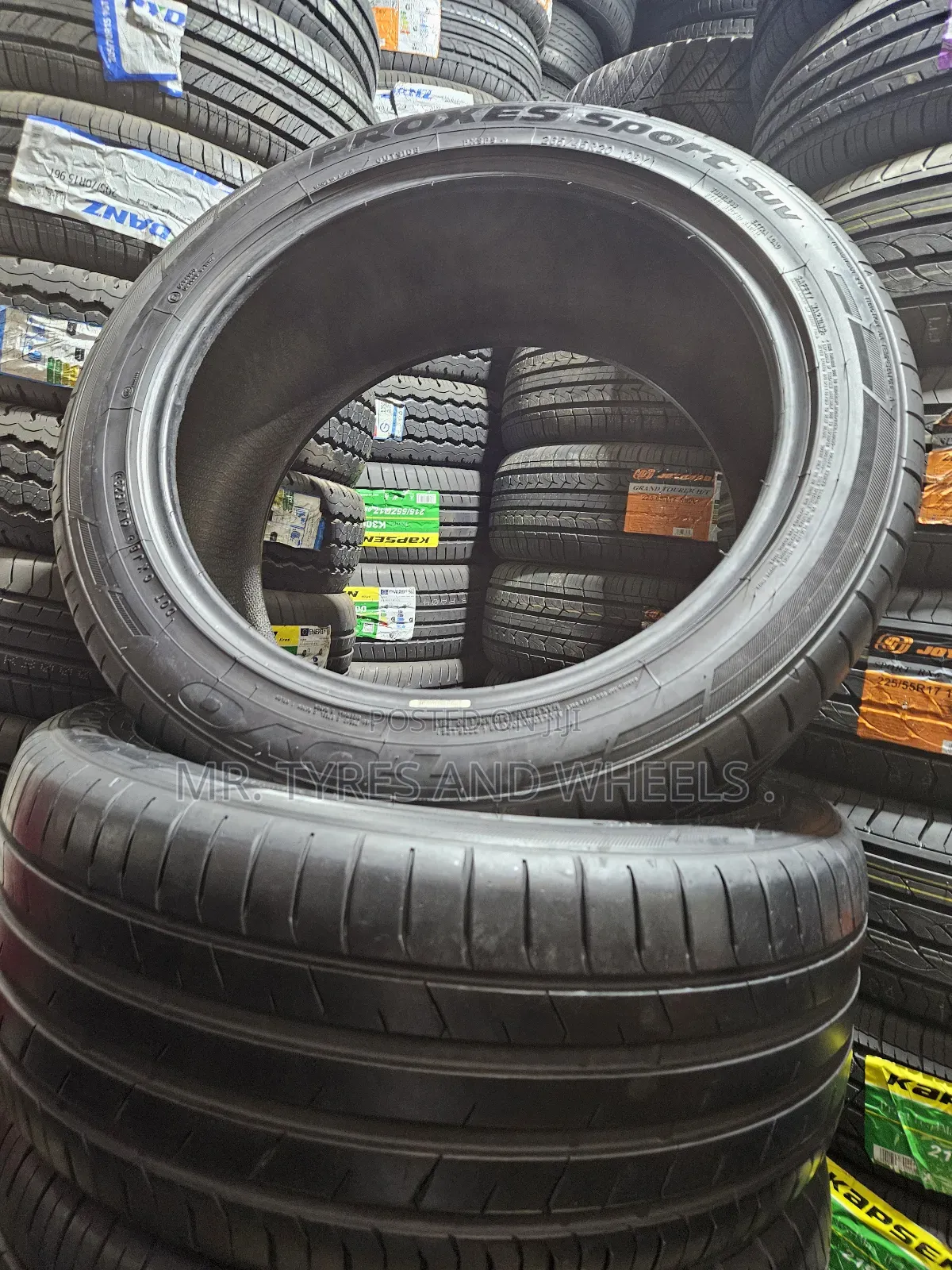 Its 265 45 R20 Direct 4rm Japan Toyo Tires When It Comes to Gd Tires.