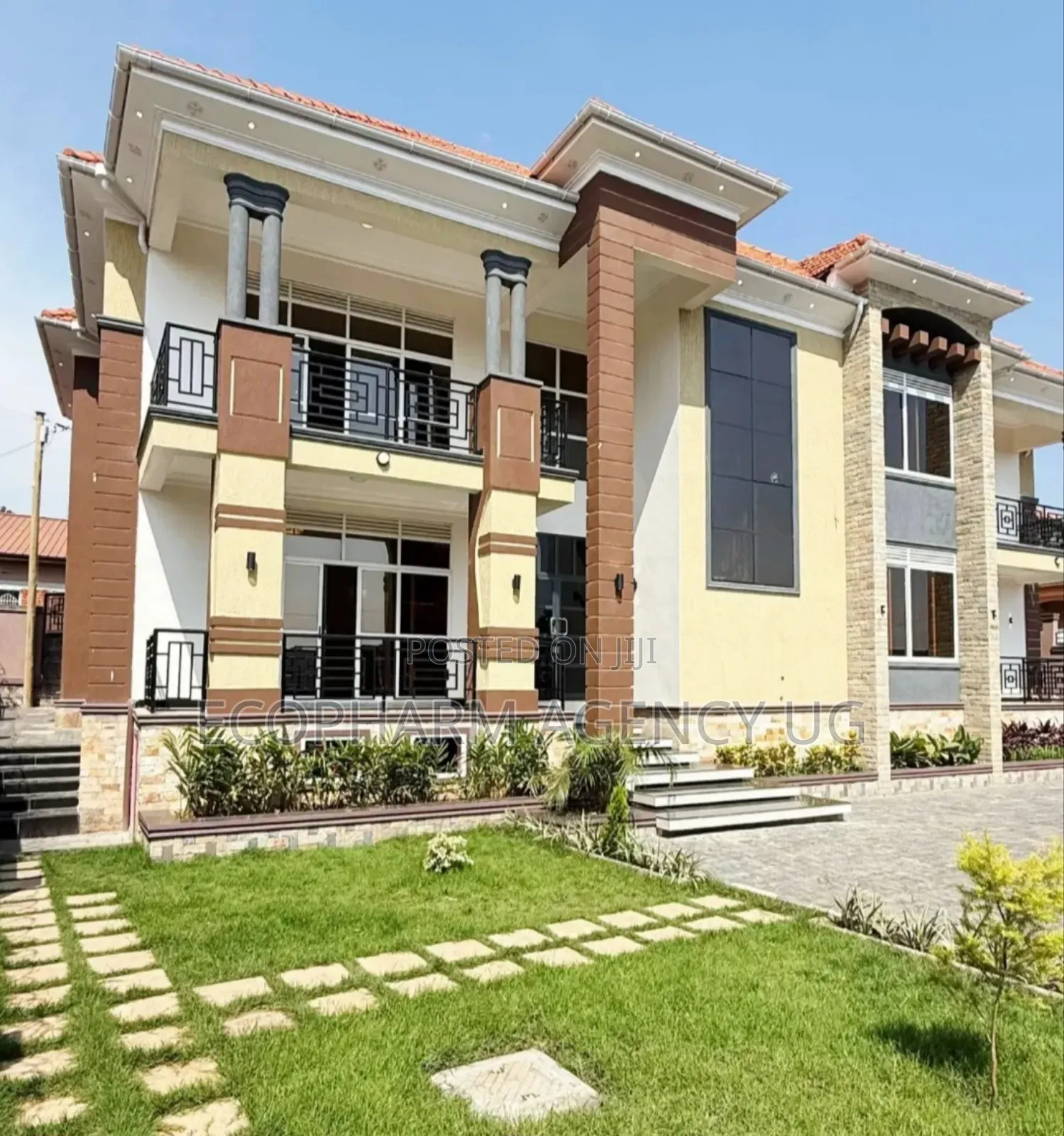 5bdrm Duplex in Najjera, Central Division for sale