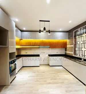 5bdrm Duplex in Najjera, Central Division for sale