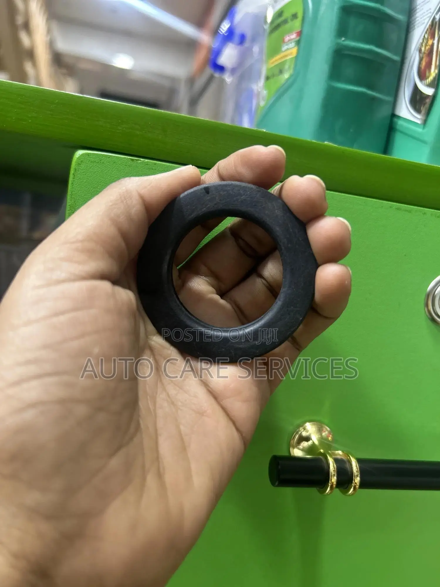 Round Rubber Switch Holder