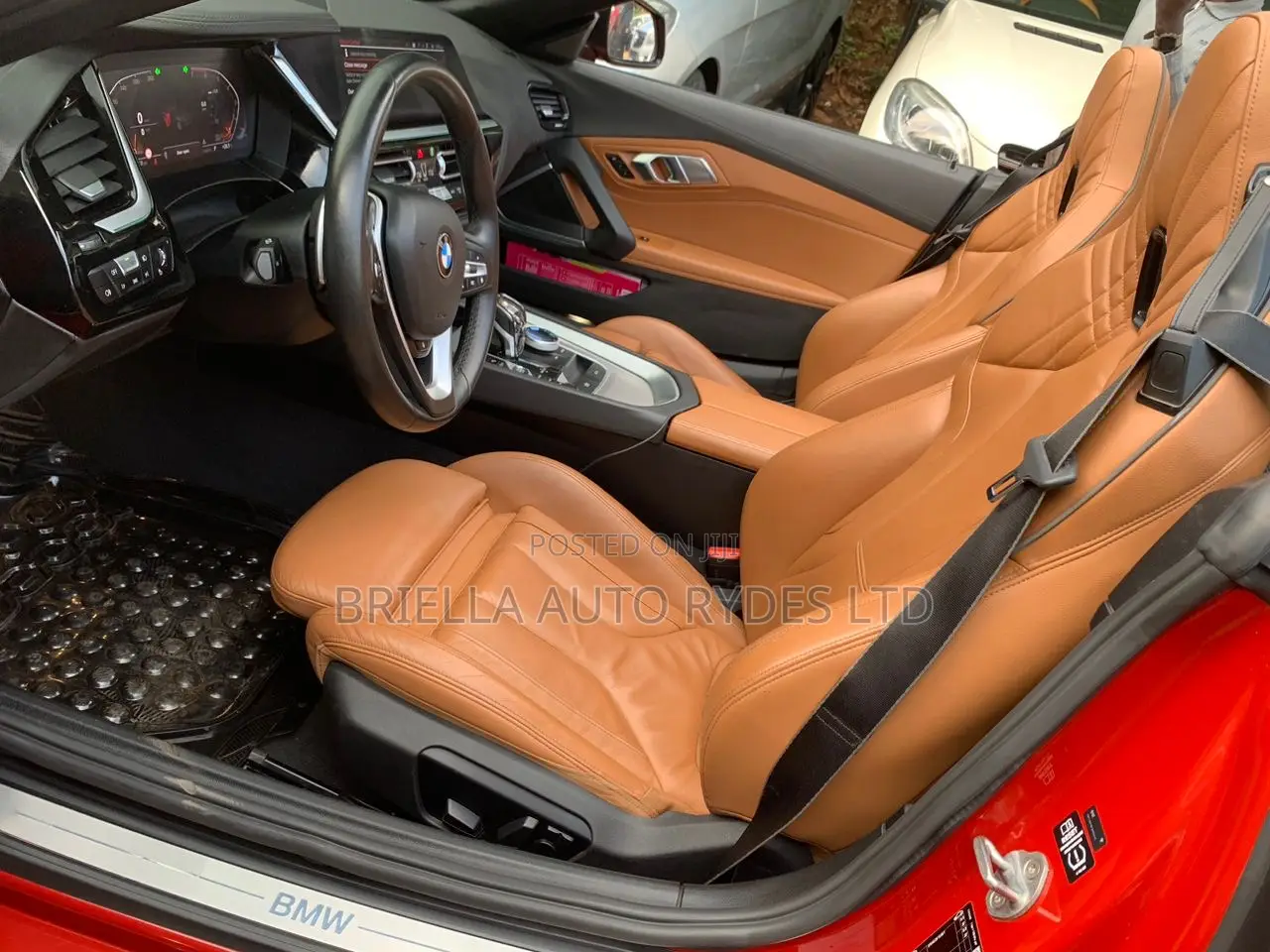 BMW Z4 2021 Maroon