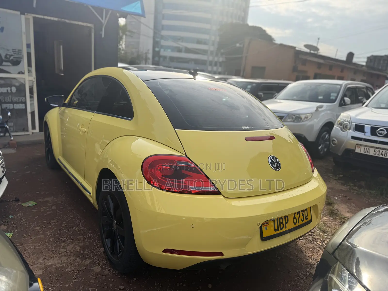 Volkswagen Beetle 2014 Yellow