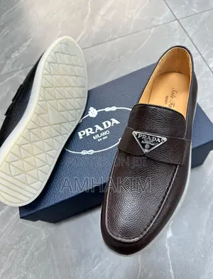 New Men's Classic Designer Prada Moccasins in Stock