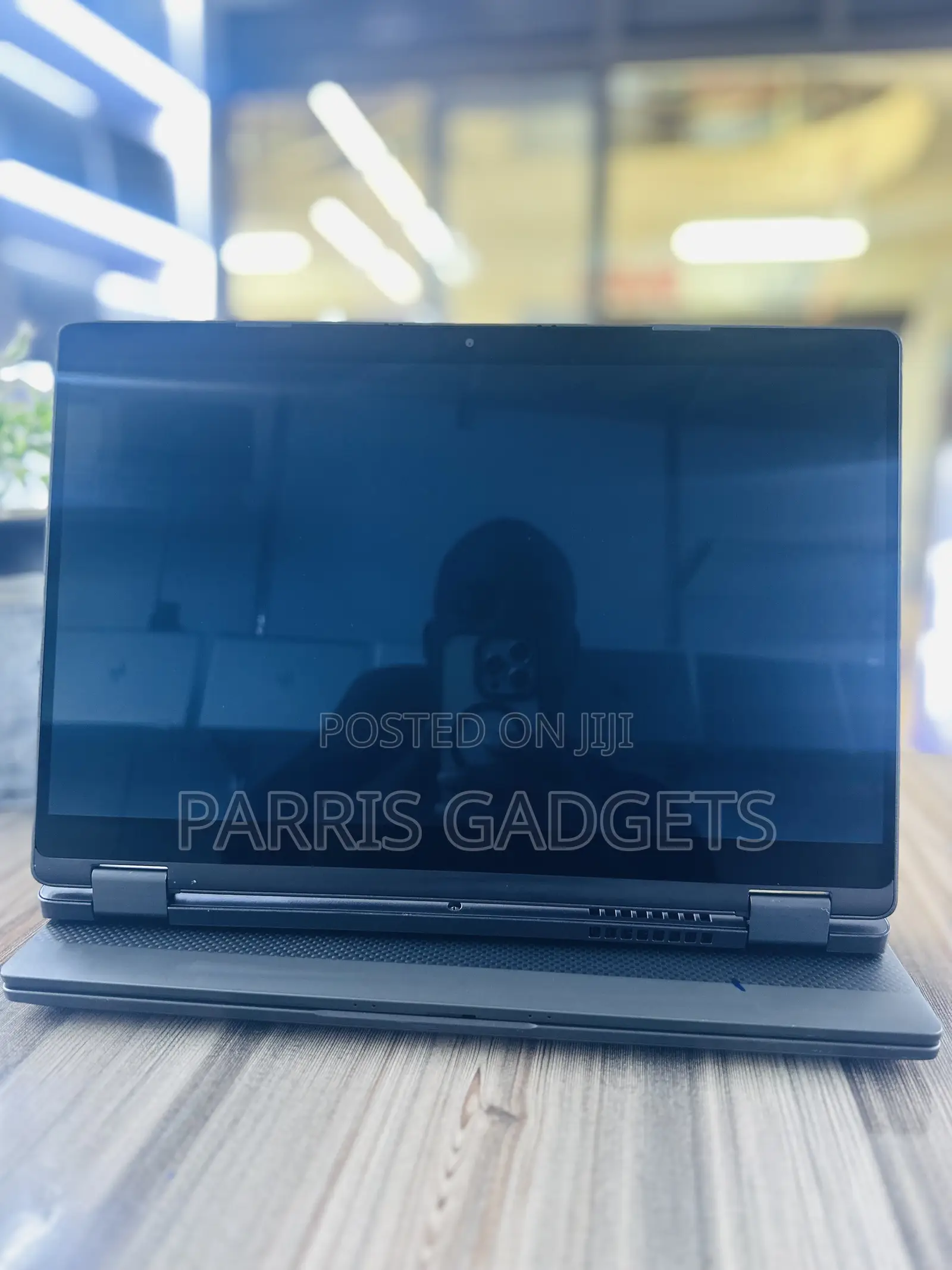 Laptop Dell Latitude 5300 8GB Intel Core i7 SSD 256GB