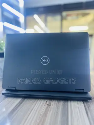 Laptop Dell Latitude 5300 8GB Intel Core i7 SSD 256GB