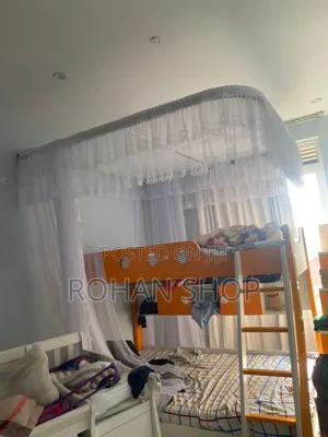 White Wall Mounted Net -6*6