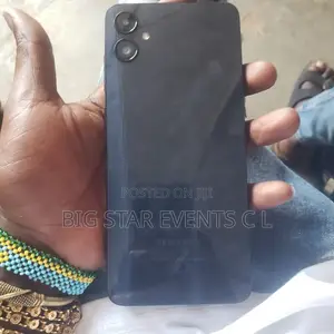 New Samsung Galaxy A05 64 GB Blue