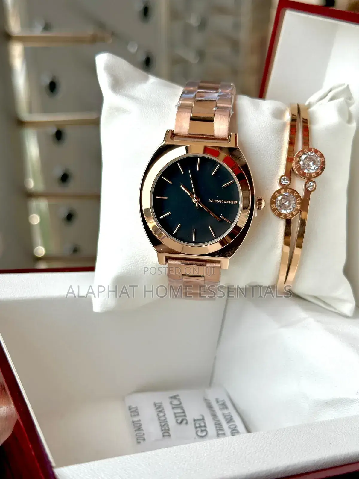 Hannah Martin Hm 1261 Women's Watch.