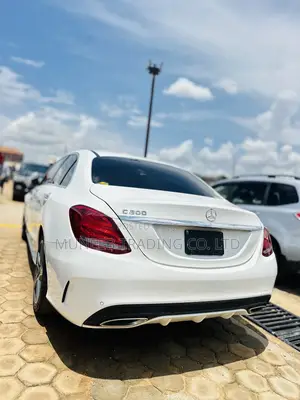 Mercedes-Benz C200 2017 White