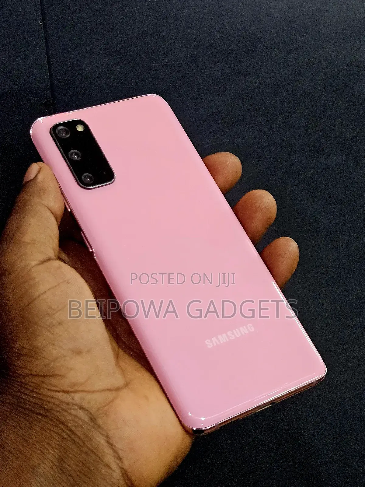 New Samsung Galaxy S20 128 GB Pink