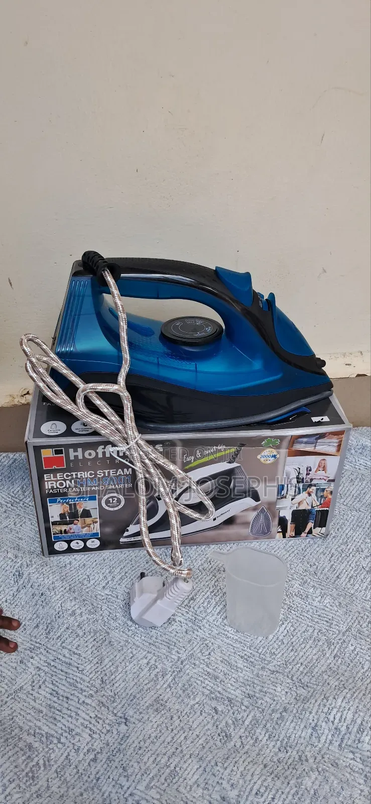 Hoffmans Electric Steam Iron