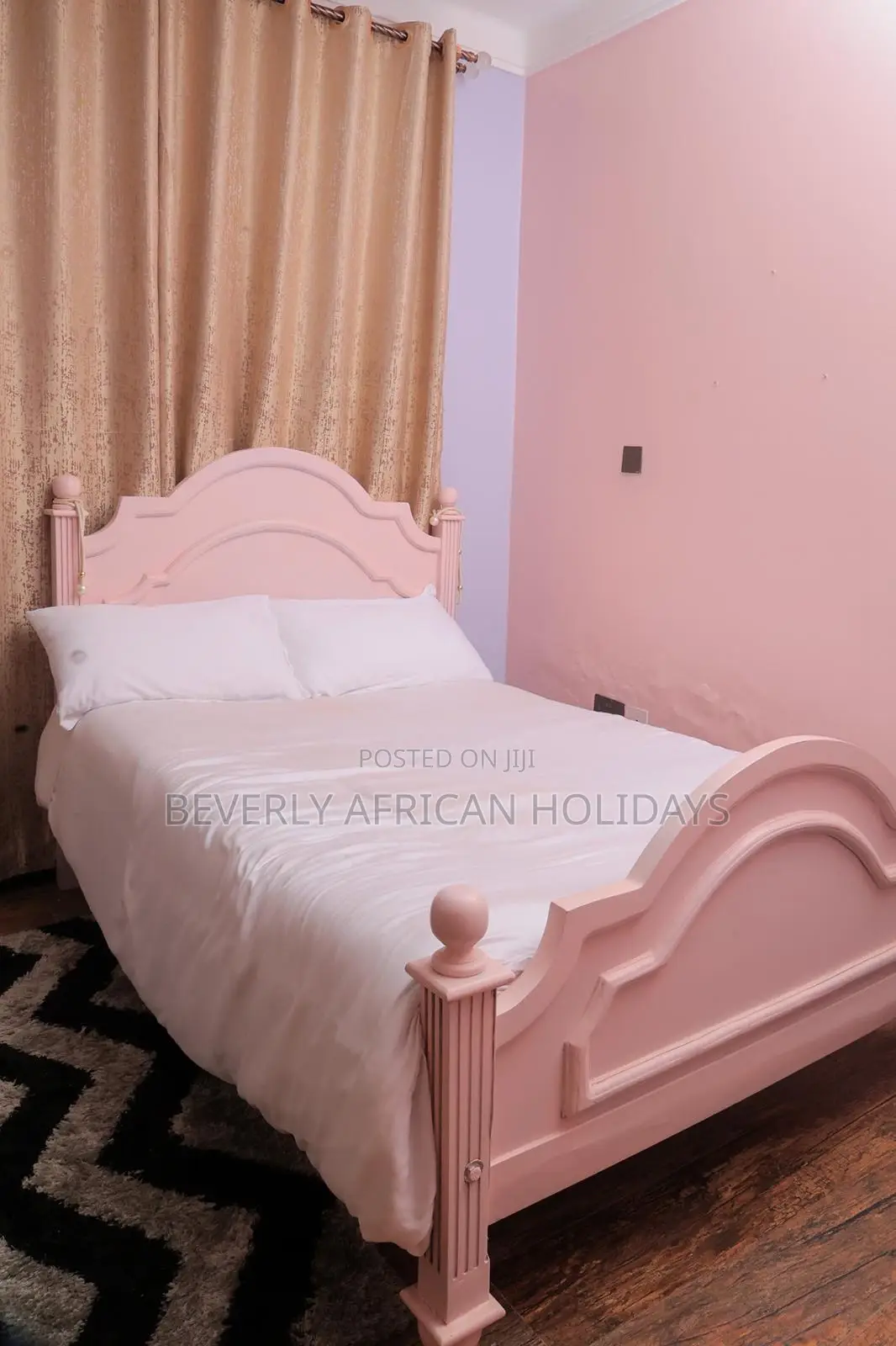 Furnished 4bdrm Villa in Kira for rent