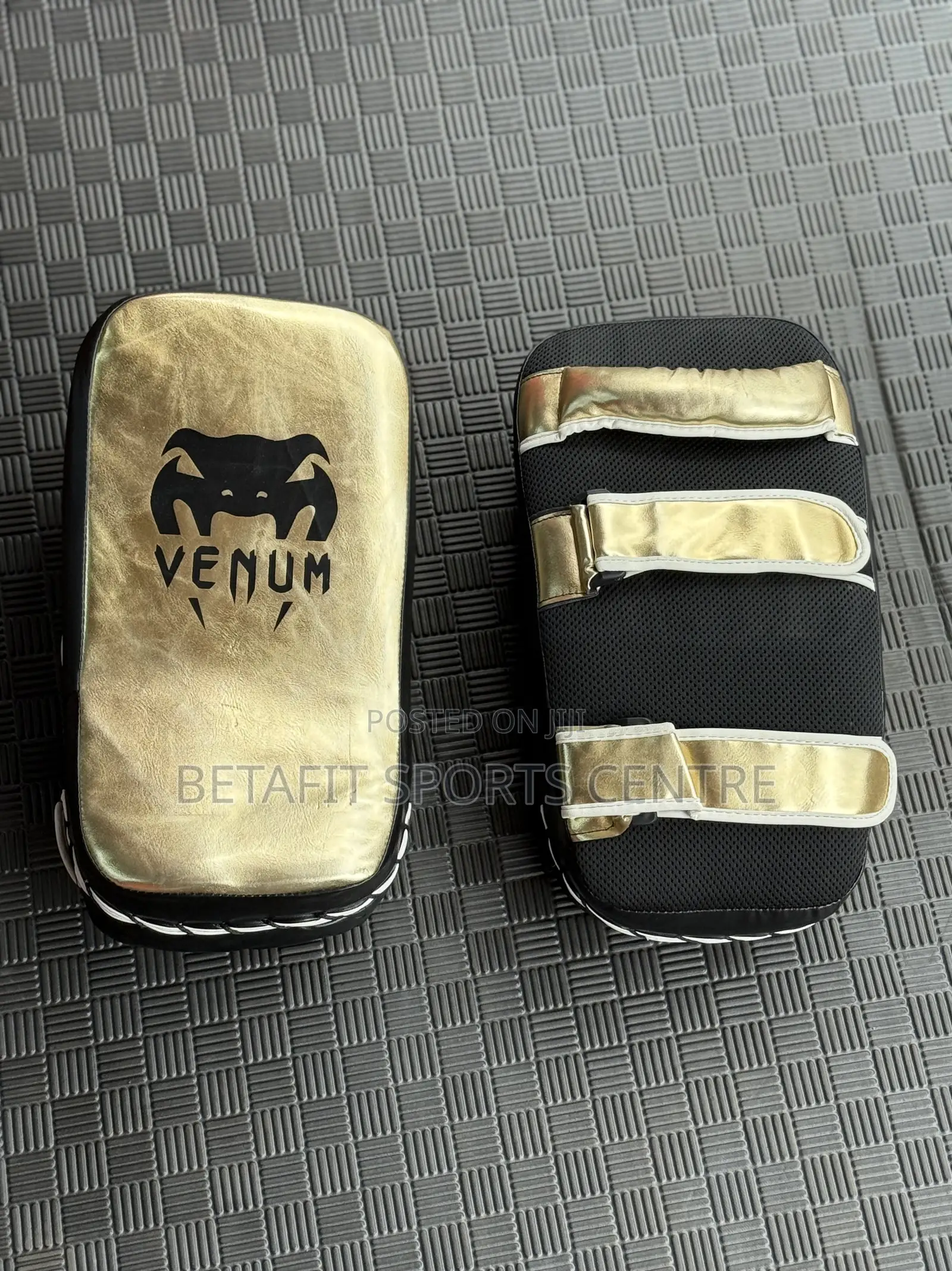 Boxing Kick Pads Pair Original