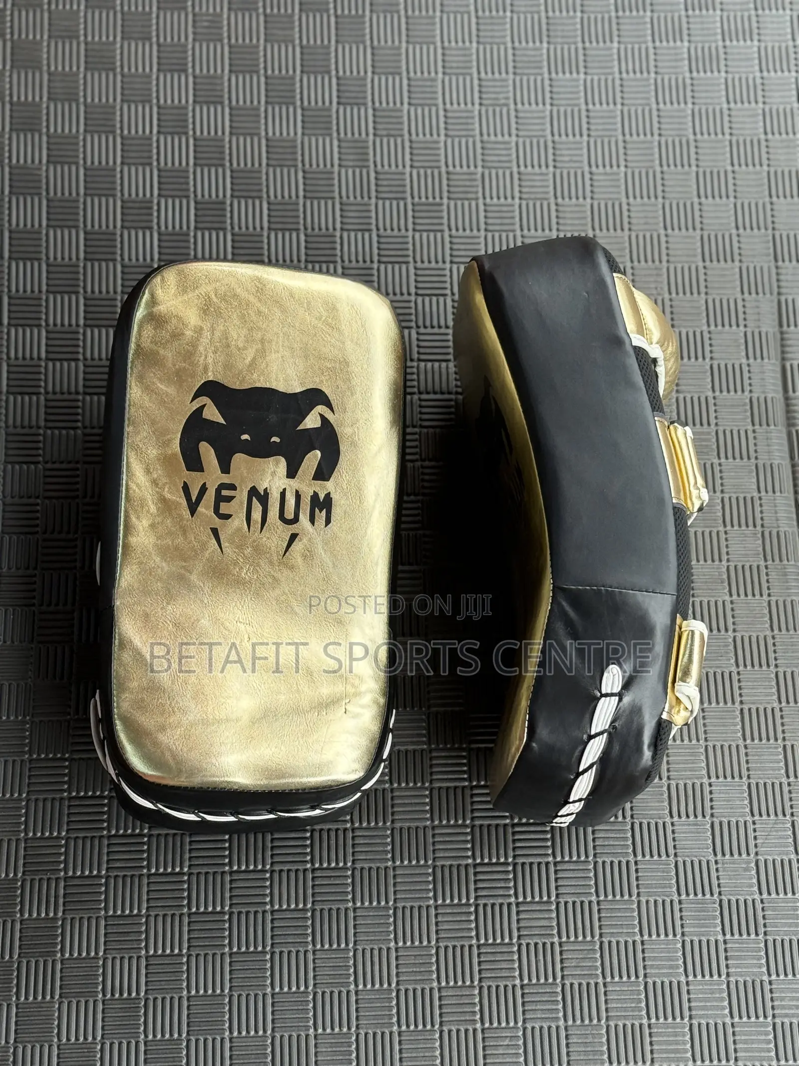 Boxing Kick Pads Pair Original