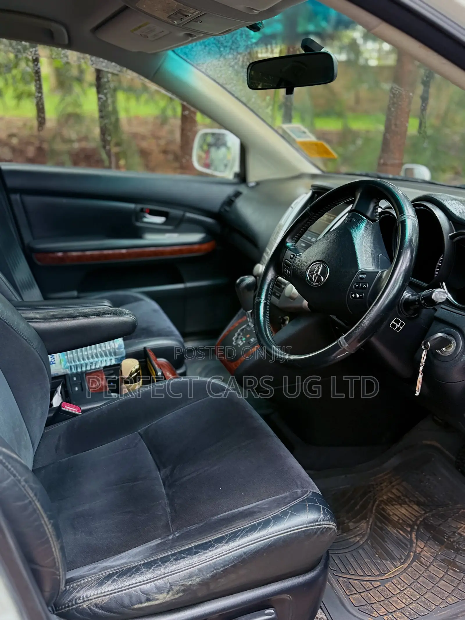 Toyota Harrier 2.4 2010 Off white