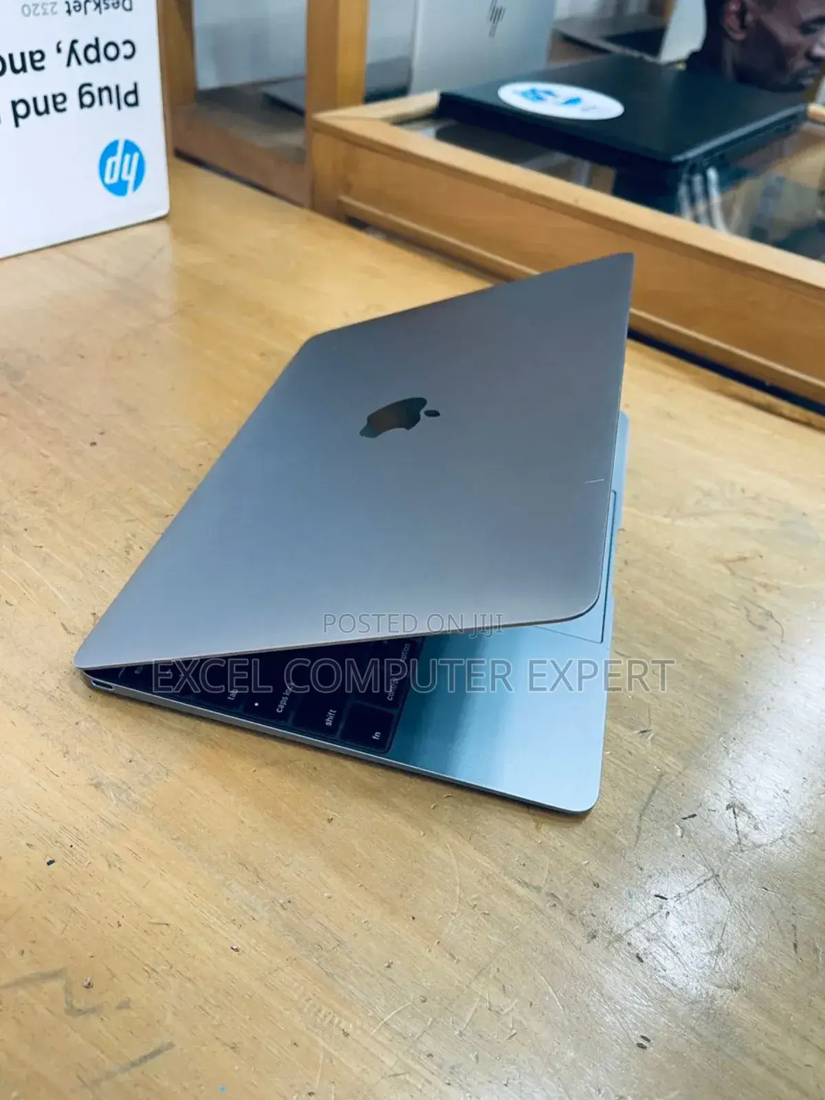 Laptop Apple MacBook 2015 8GB Intel Core 2 Duo SSD 512GB