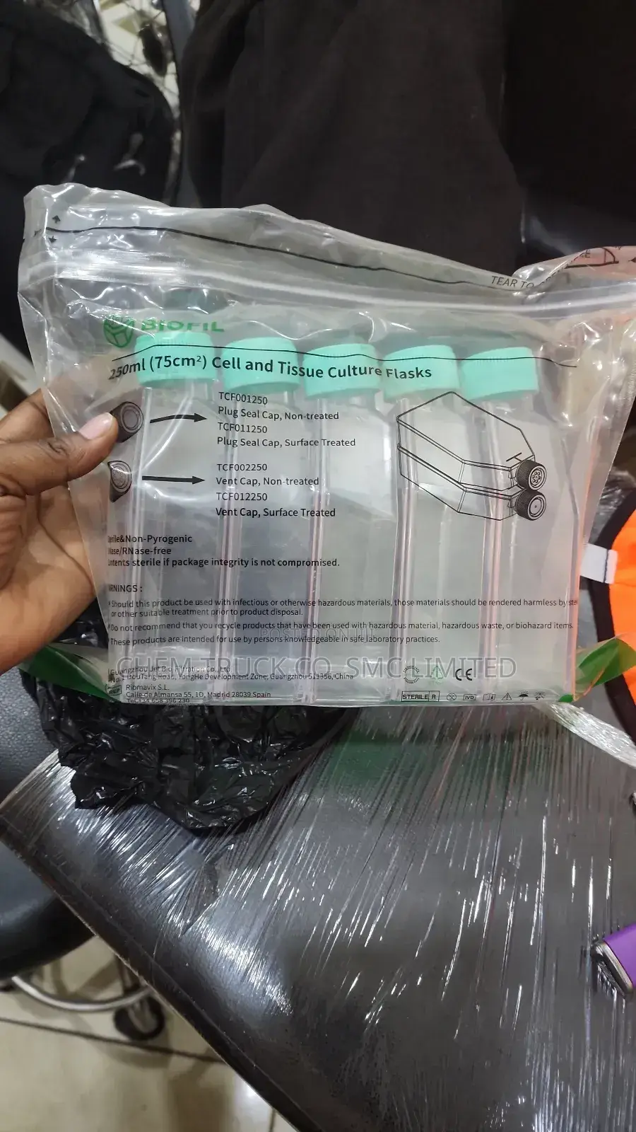Cell And Tissue Culture Flasks