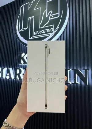 New Apple iPhone Air 256 GB Silver