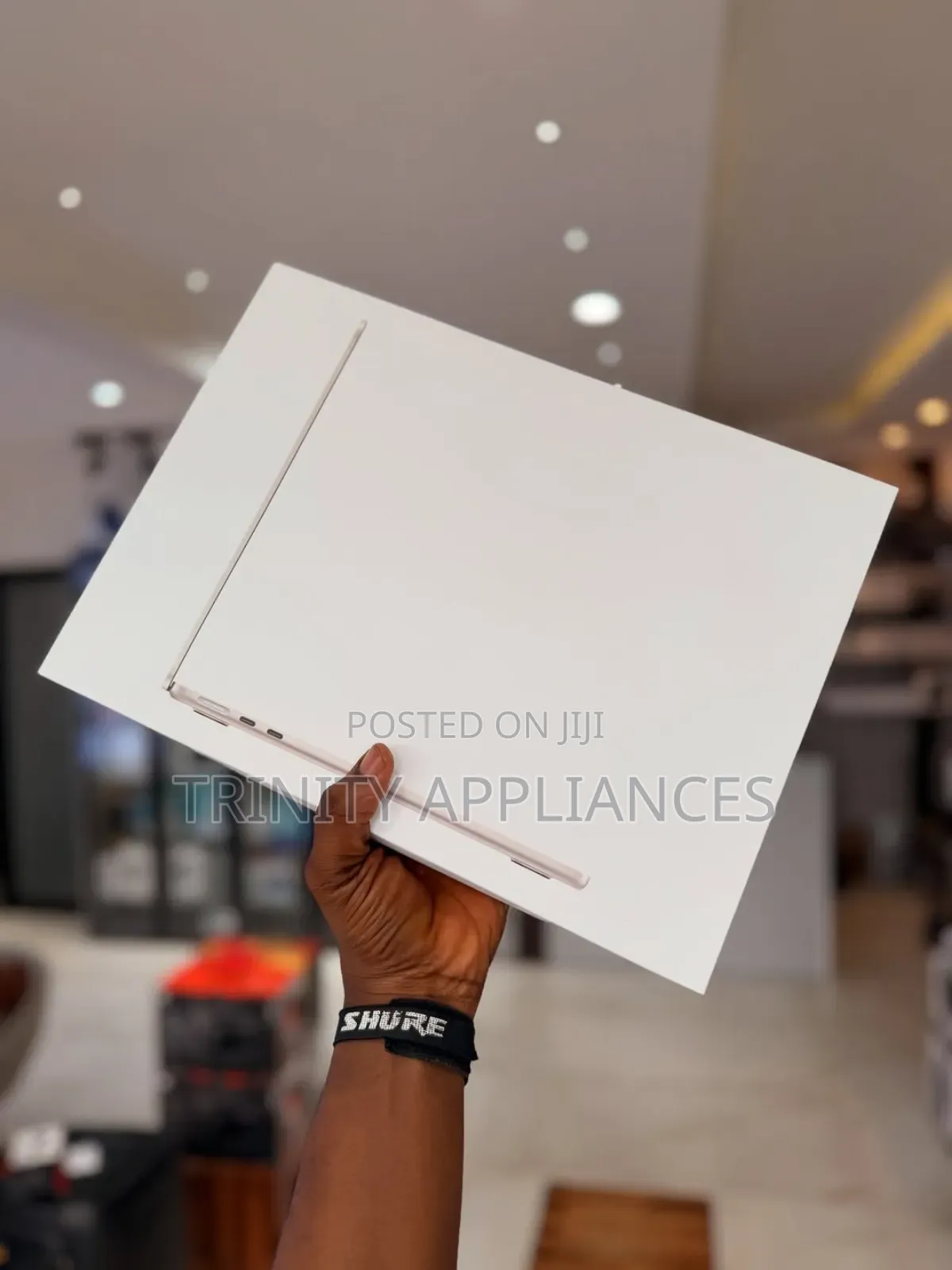 New Laptop Apple MacBook Air 16GB Apple M4 SSHD+SSD 256GB