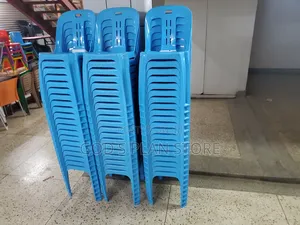 Round Back Plastic Chairs Plastic Chairs
