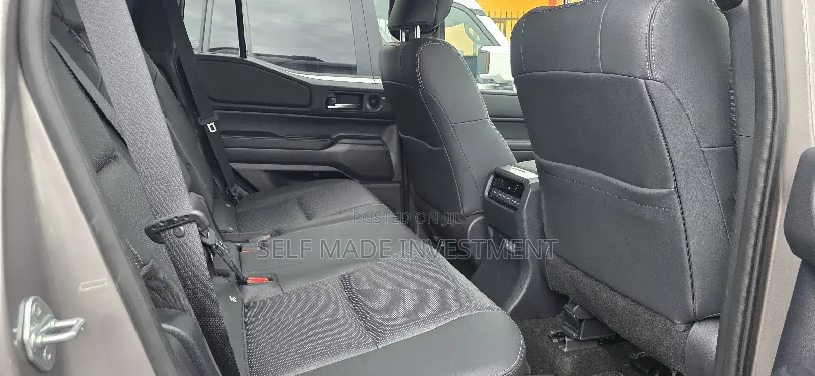 Toyota Land Cruiser Prado 2024 Gray
