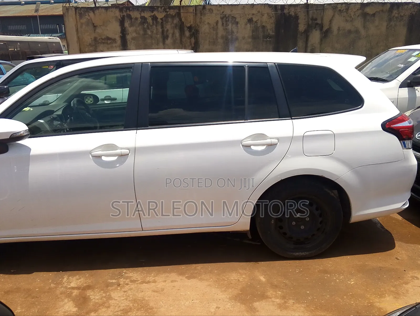Toyota Corolla Fielder 1.5 Petrol AWD 2015 White