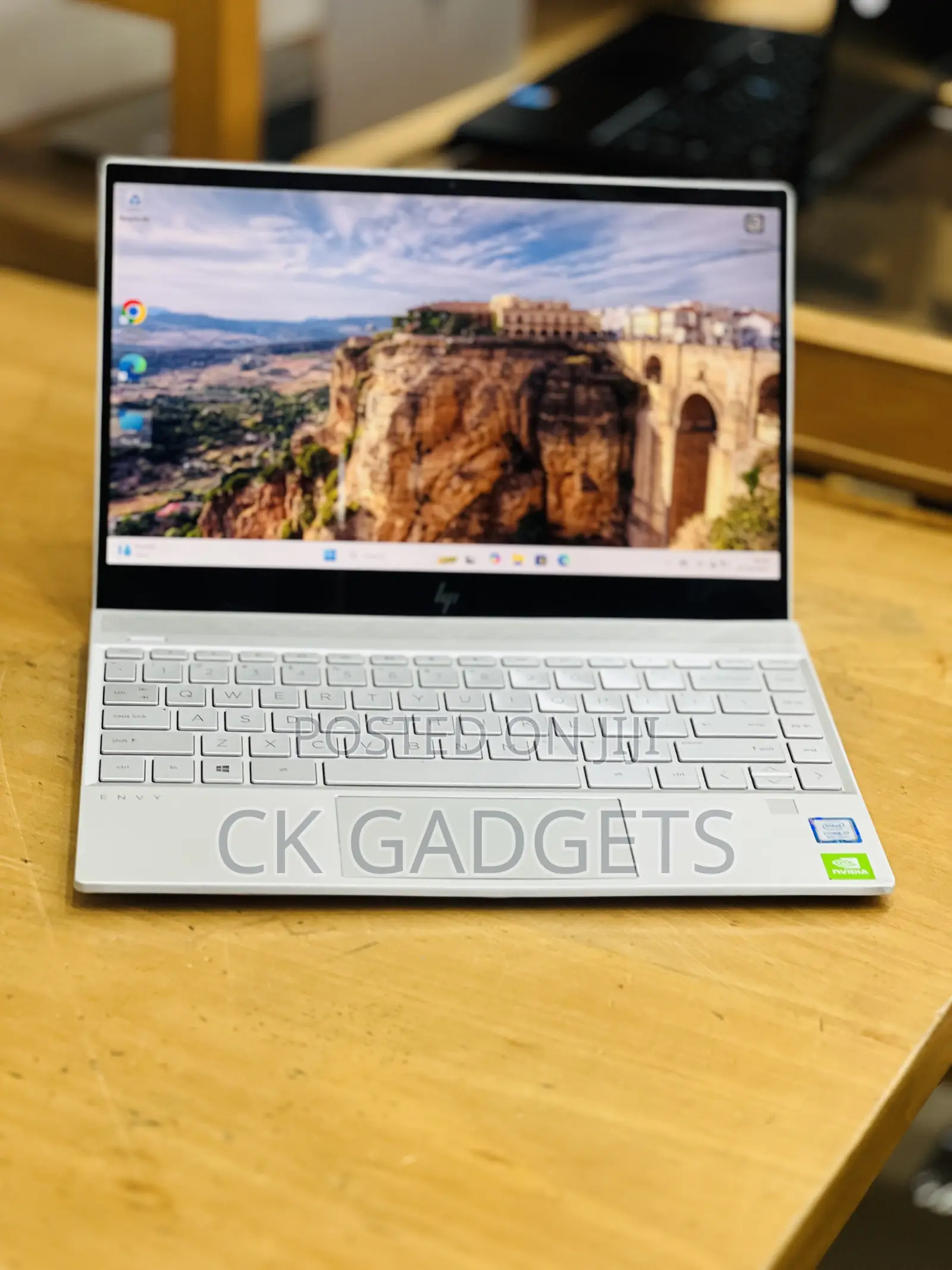 Laptop HP Envy 13t 16GB Intel Core I7 SSD 512GB