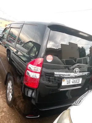 Toyota Wish 2011 Black