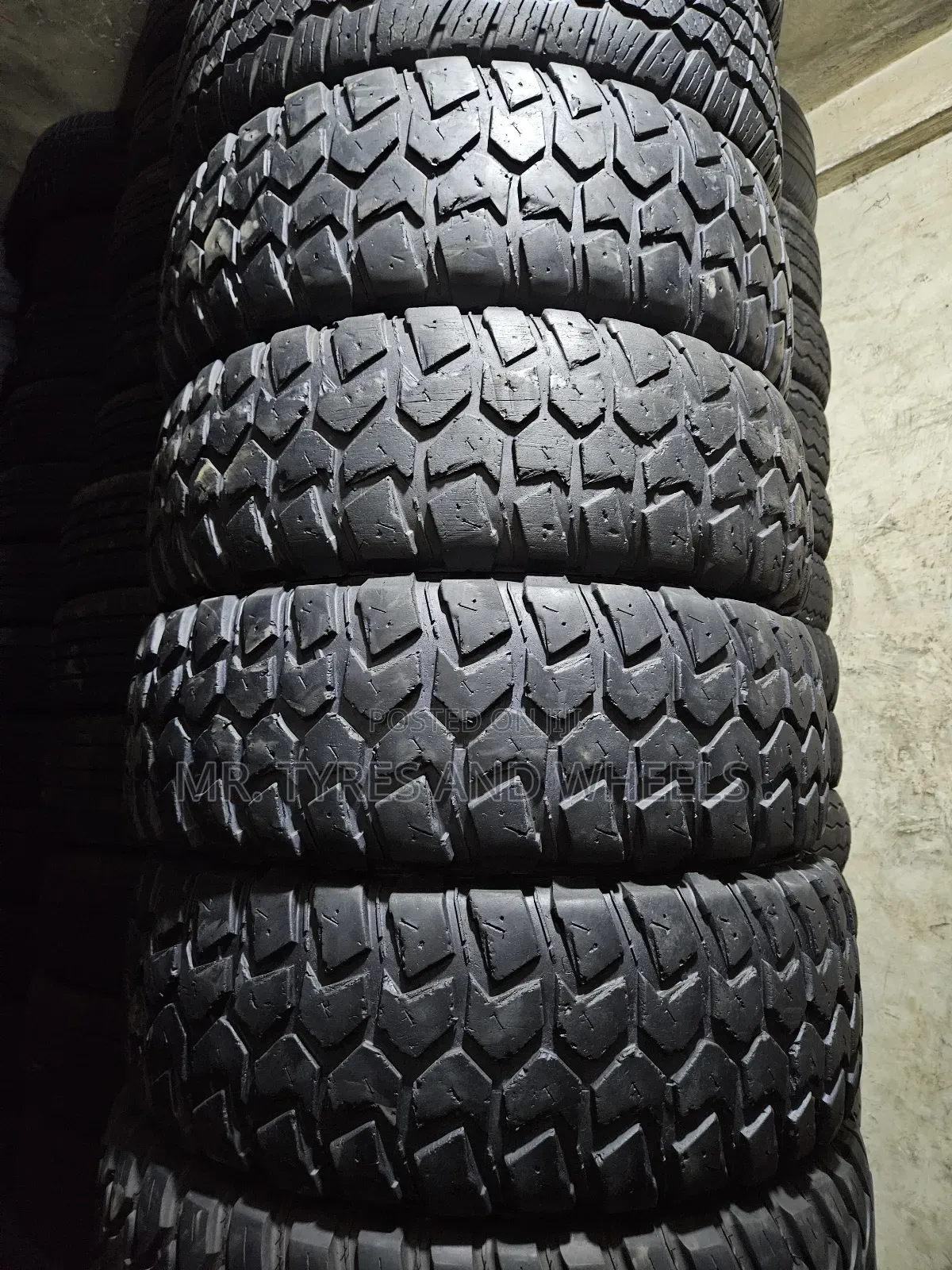 265/75 R16 Used Kapsin Bt Still in Gd Condition Cam Take It 4 Ur Self