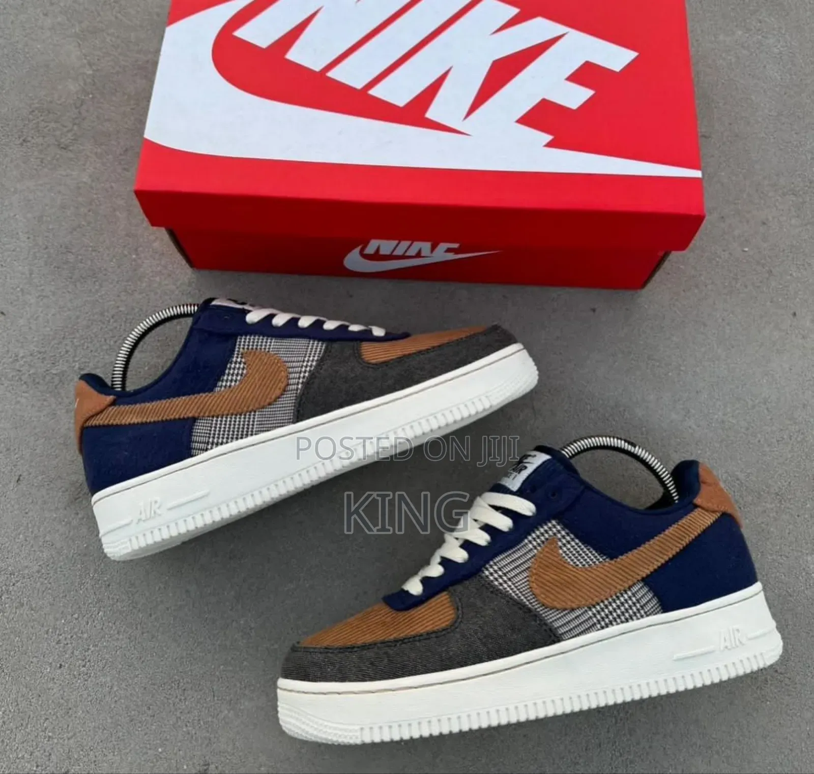 Nike Air Force 1 '07 Premium "Tweed Corduroy" Sneaker.