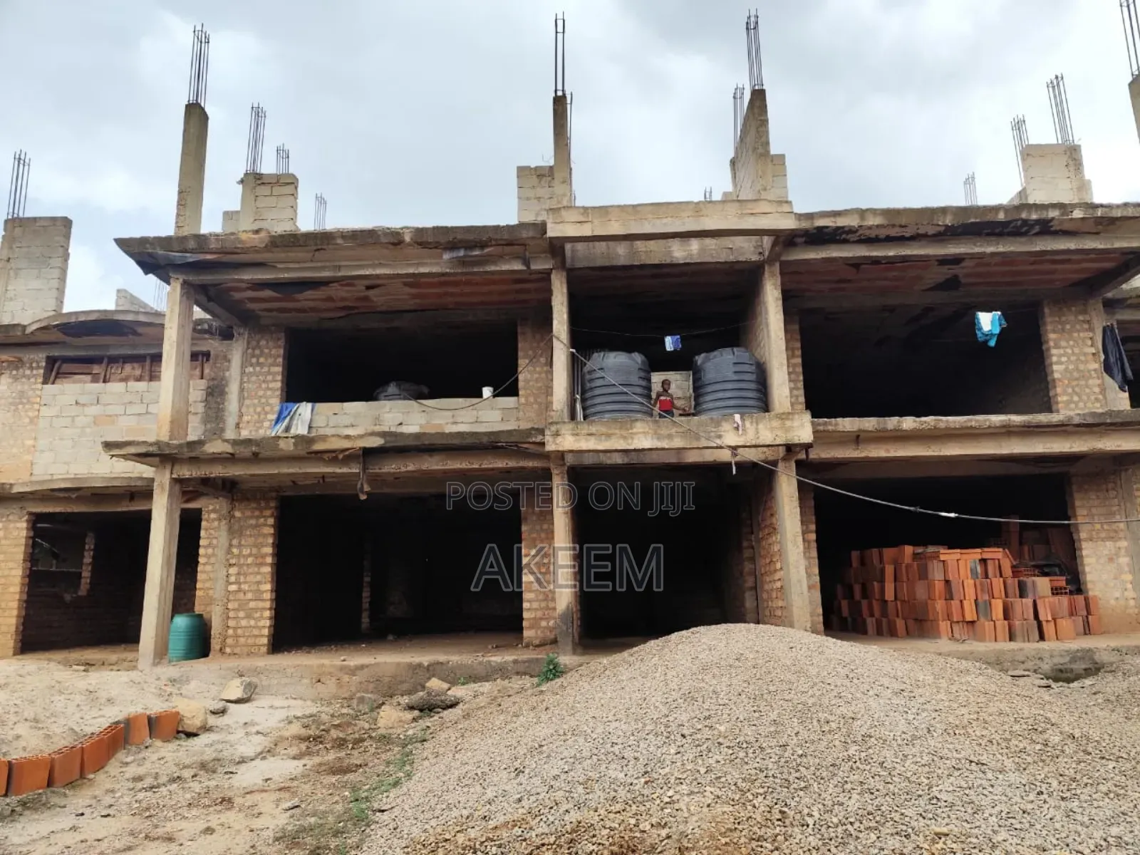 5bdrm Block of Flats in Wakiso / Wakiso for sale
