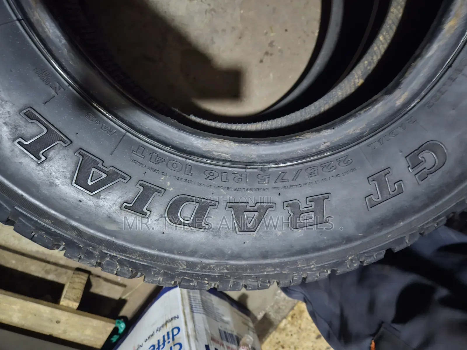 225 75 R16 Savero at Radial Used Bt Almost New Tires Indonesia Made.