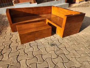 Pallet Box Chair With Table