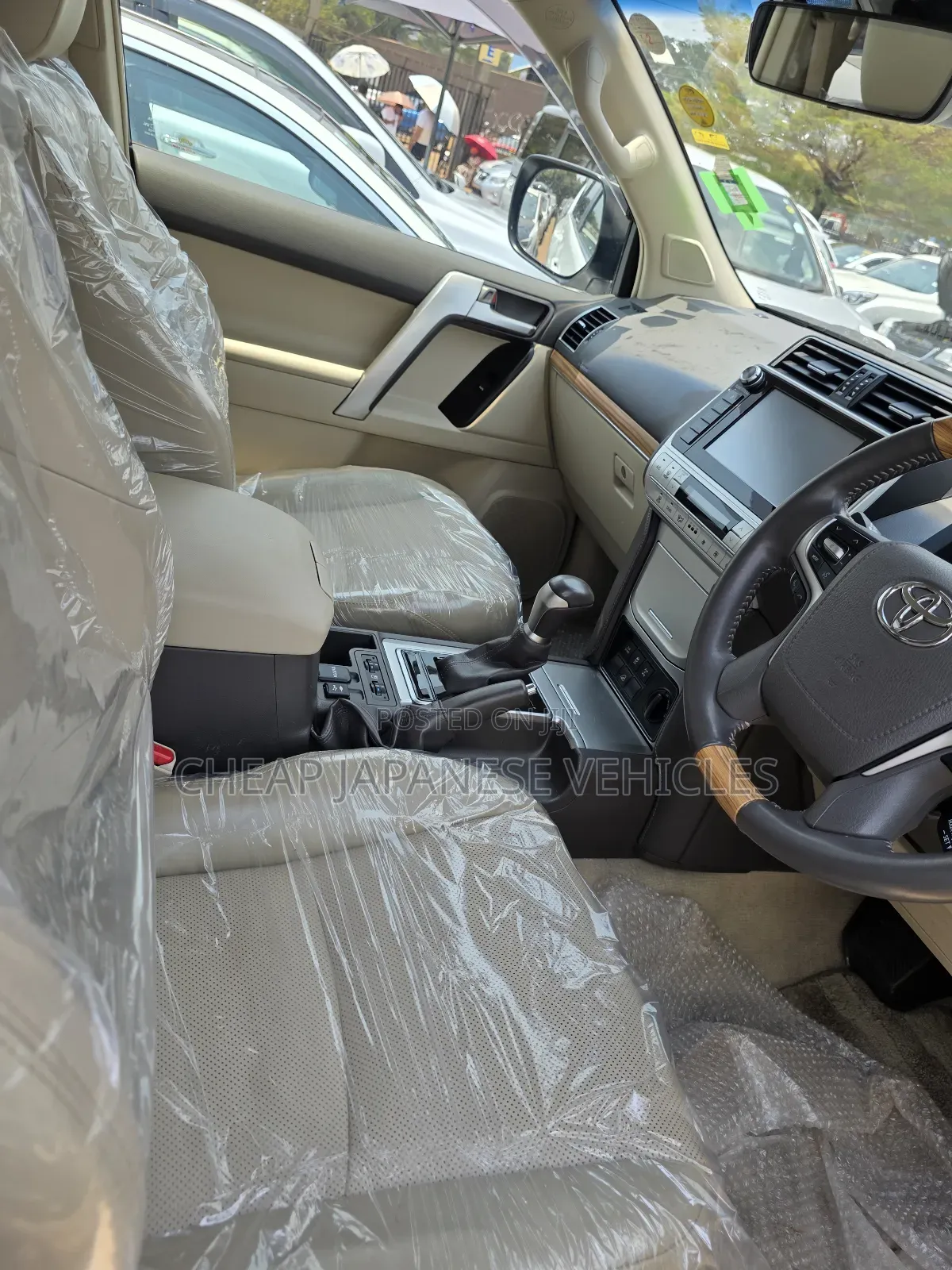 Toyota Land Cruiser Prado 2.8 2019 White