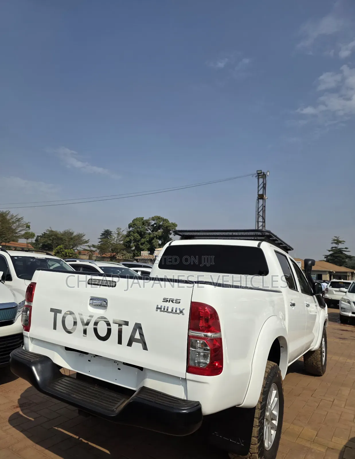 Toyota Hilux SR5 4x4 2013 White