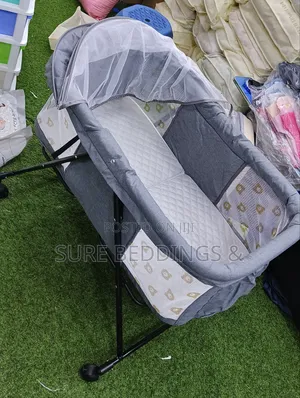 Mondi Baby Bed